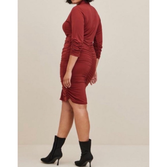 🆕 At The Knee Studio Knit Shirred Shirtdress 3 3X 22 24 NWT Torrid New! - Picture 3 of 6
